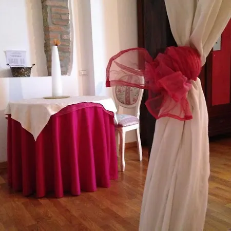 City'S House Guest House Bergamo Room photo