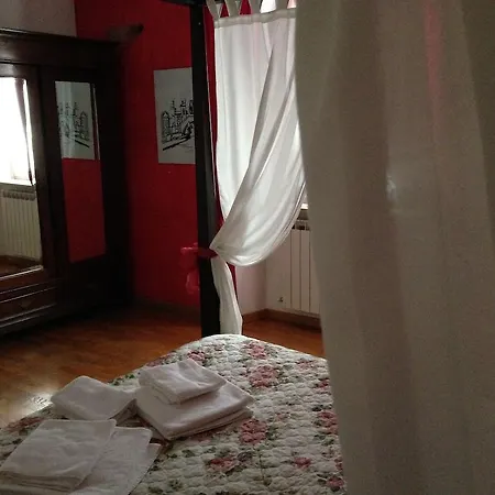 City'S House Guest House Bergamo Room photo