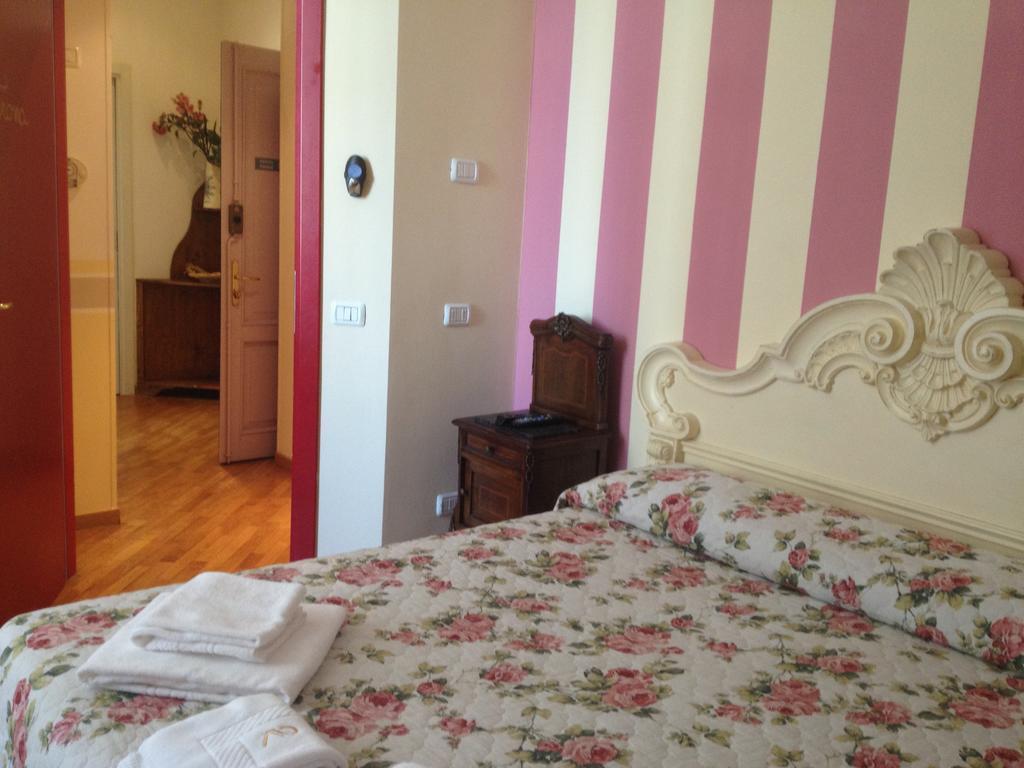 Bed & Breakfast City's House 2*